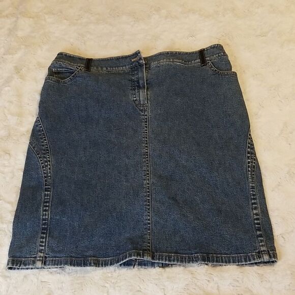 Tahari Dresses & Skirts - Tahari Jean Denim Y2K Pencil Skirt Size 8 Cotton Blend Stretch